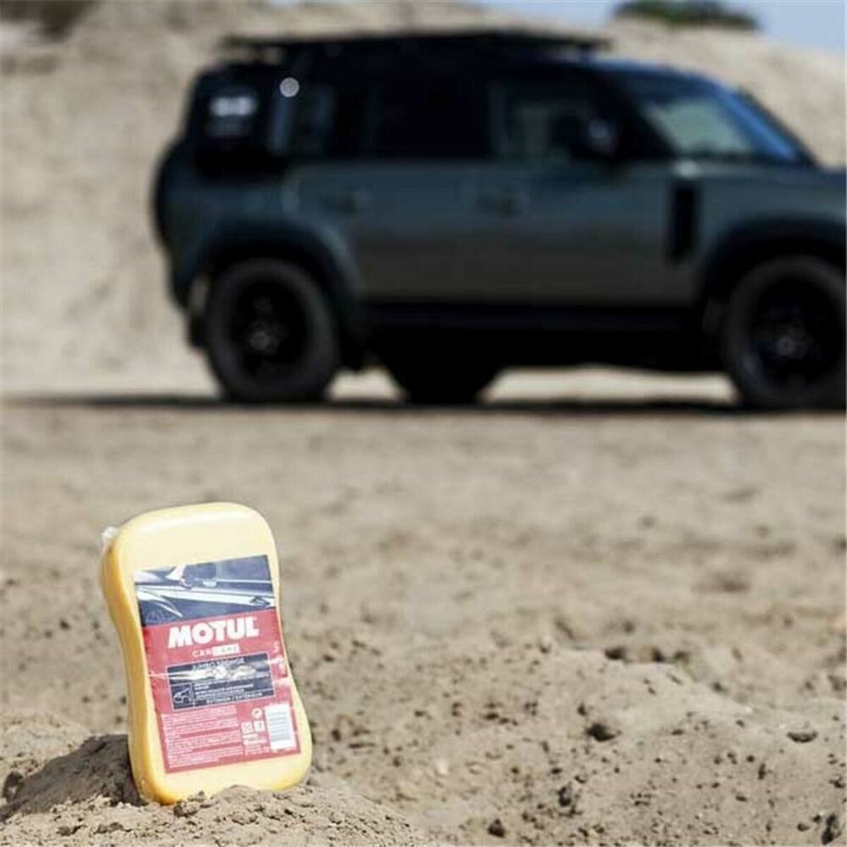 Sponge Motul MTL110113 Yellow Absorbing Bodywork They don’t scratch or damage surfaces-1